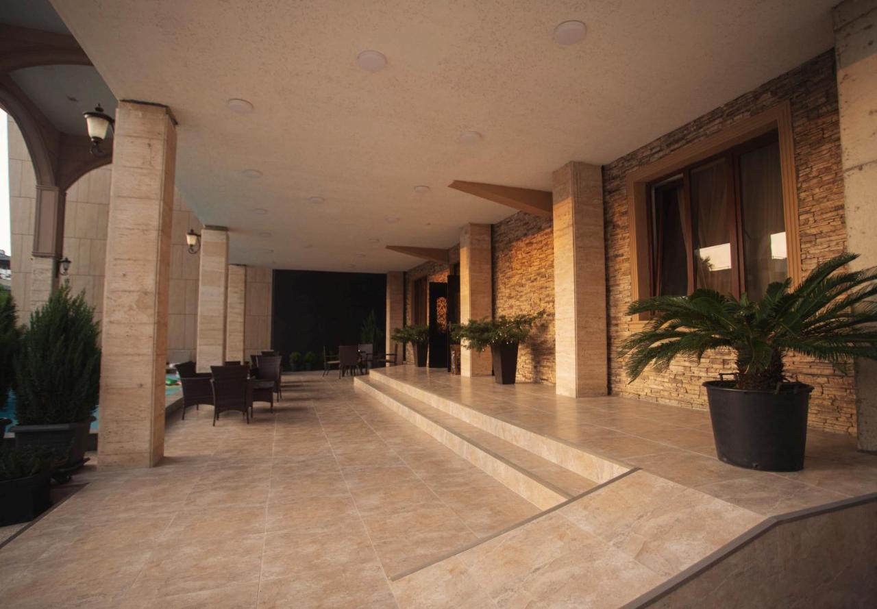 קובולטי Hotel Irise מראה חיצוני תמונה