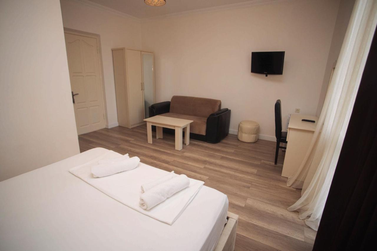 קובולטי Hotel Irise מראה חיצוני תמונה