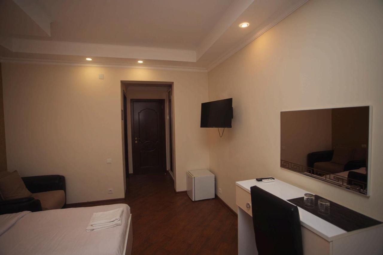 קובולטי Hotel Irise מראה חיצוני תמונה