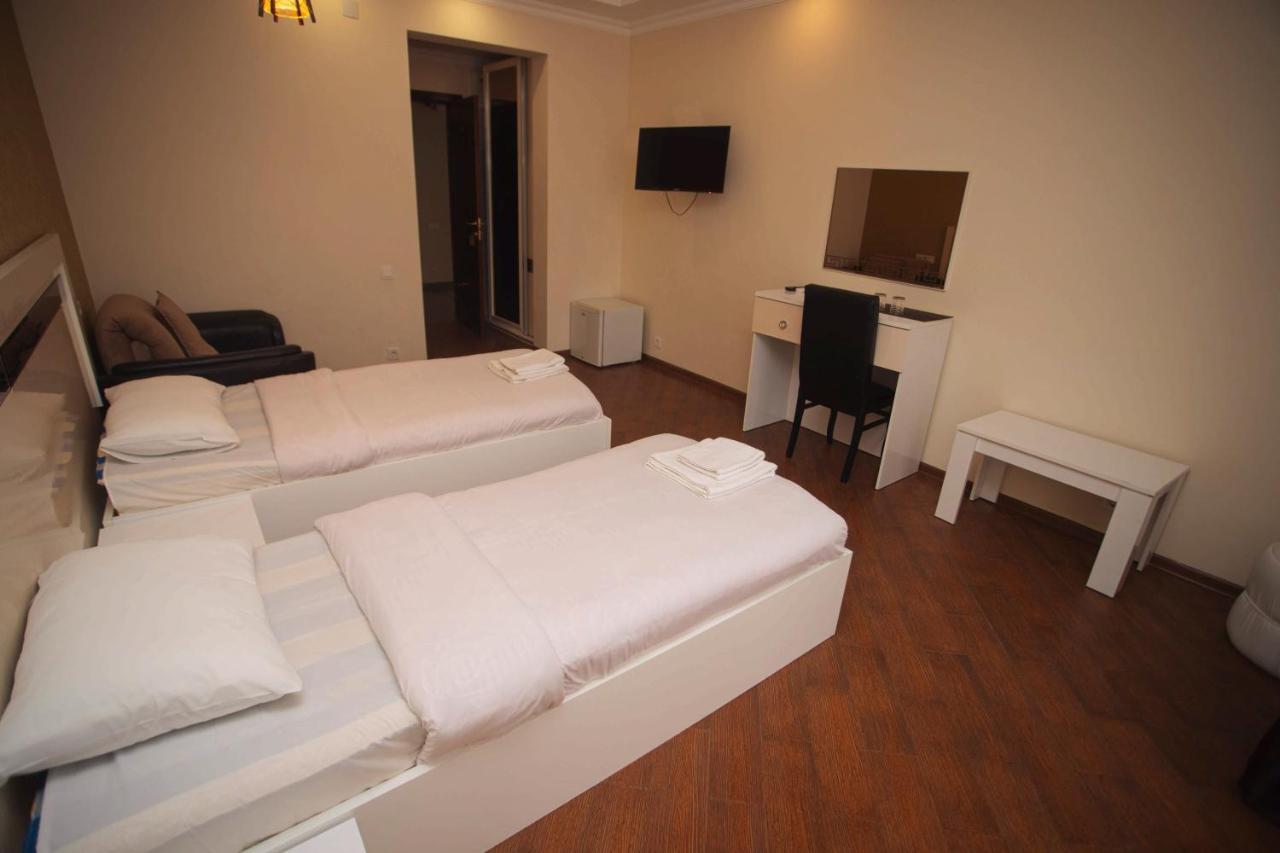 קובולטי Hotel Irise מראה חיצוני תמונה